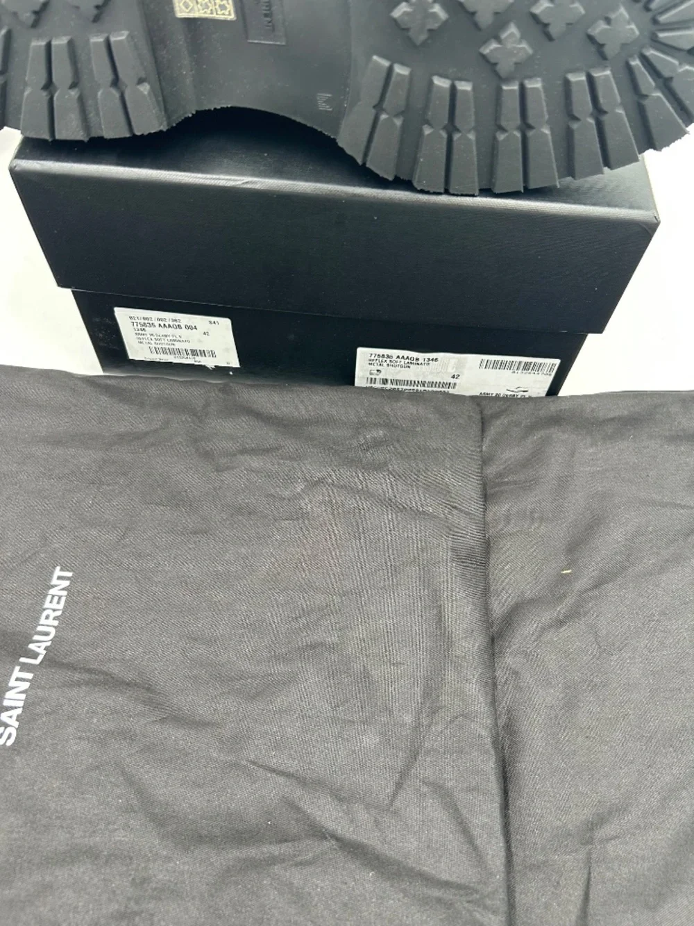 **************Men’s Saint Laurent Soft Laminator Army 20 Derby Shoes.  Size 42/9